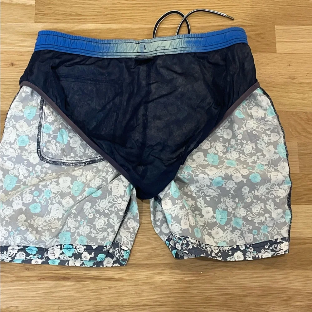 Cremieux  Vintage Floral 5.5